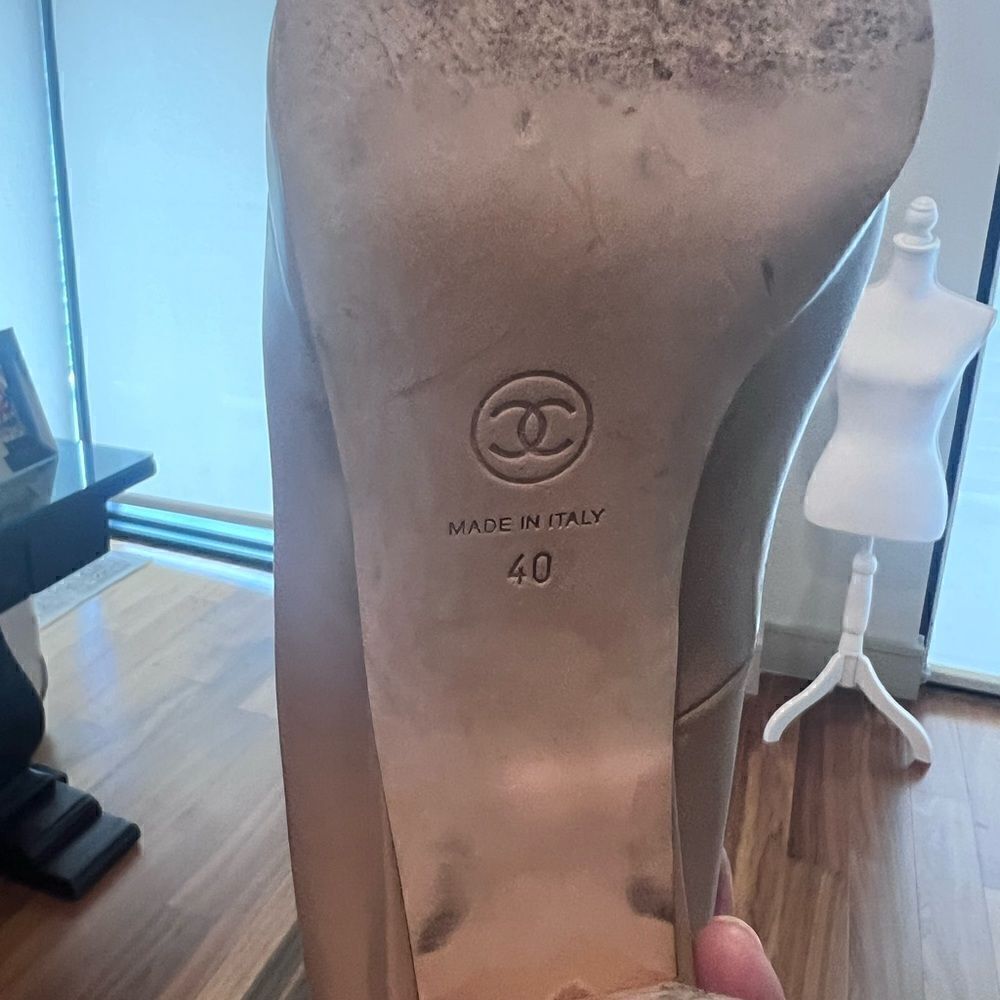 Chanel pump size 40 (US size 10) - Picture 12 of 16